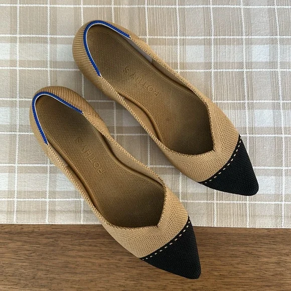 Rothy’s Point - Picture 2 of 4